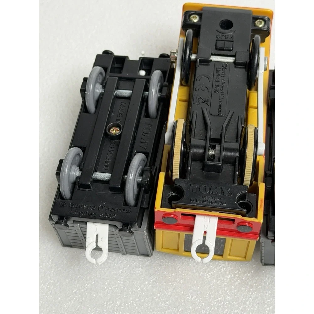 Thomas & Friends TOMY Plarail Trackmaster BEN Rare Train Engine Works Video